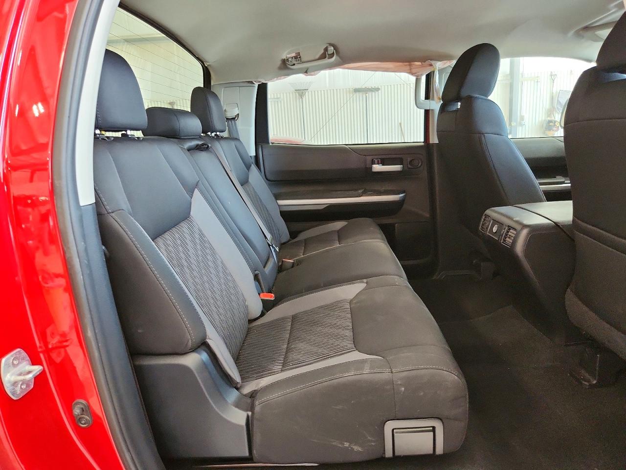 Toyota Tundra Sr5