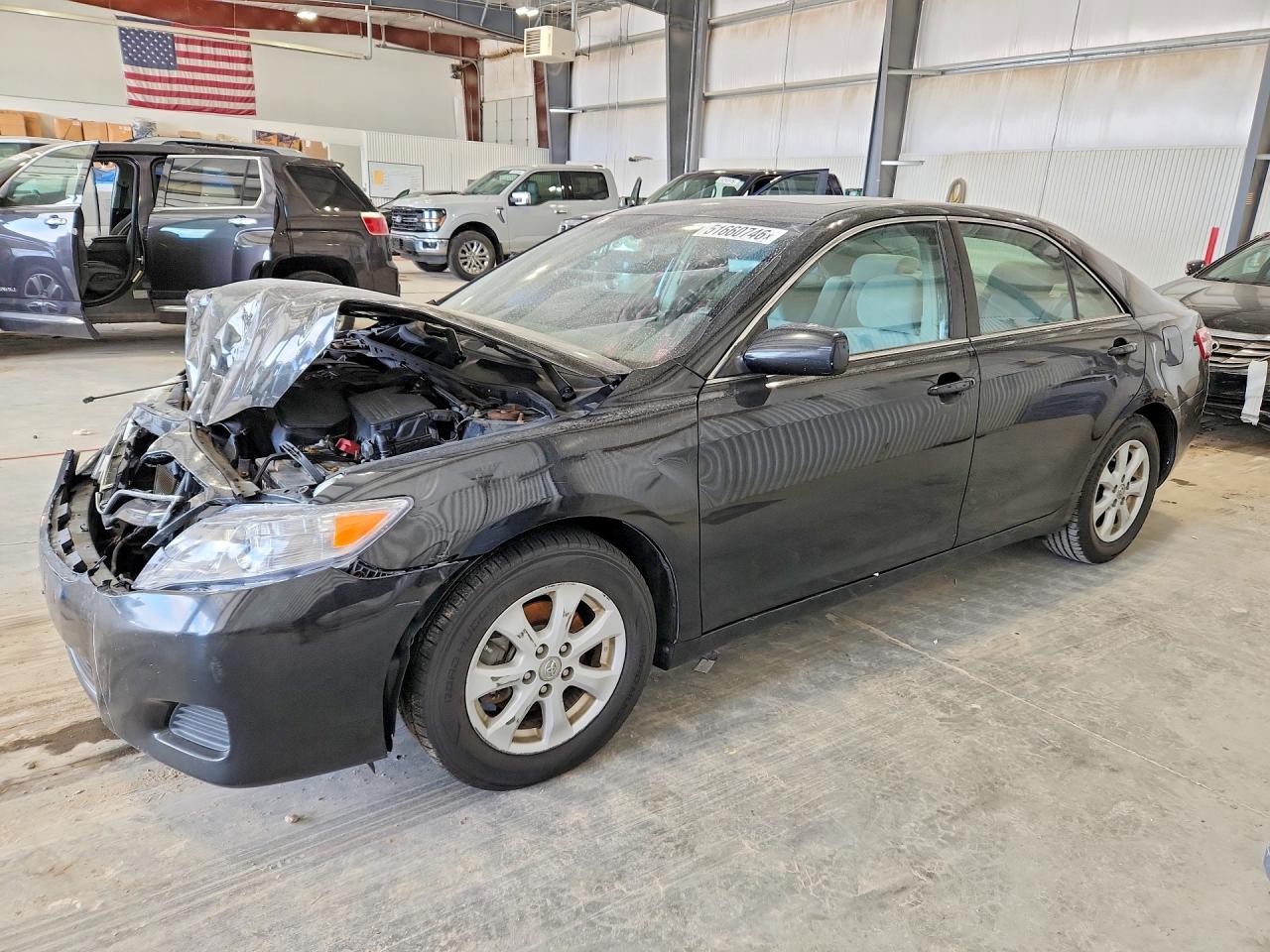 Salvage Toyota Camry Image