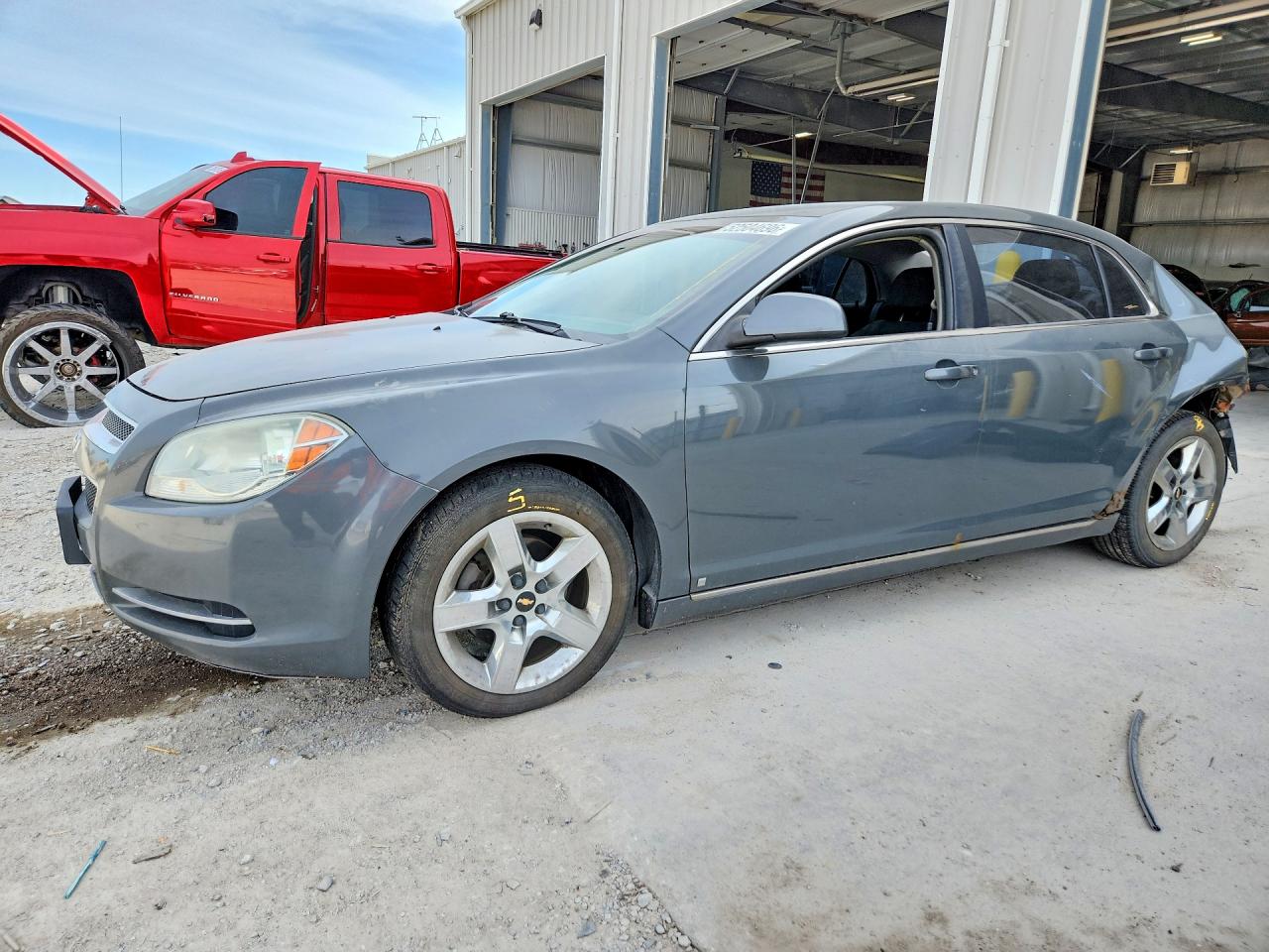 Salvage Chevrolet Malibu Image
