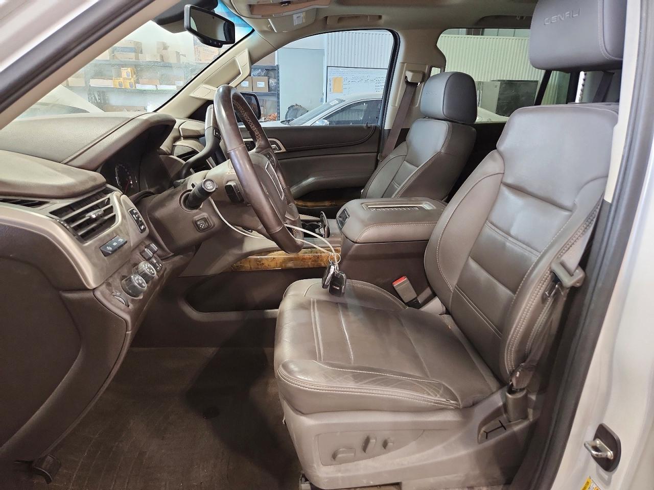 GMC Yukon Denali