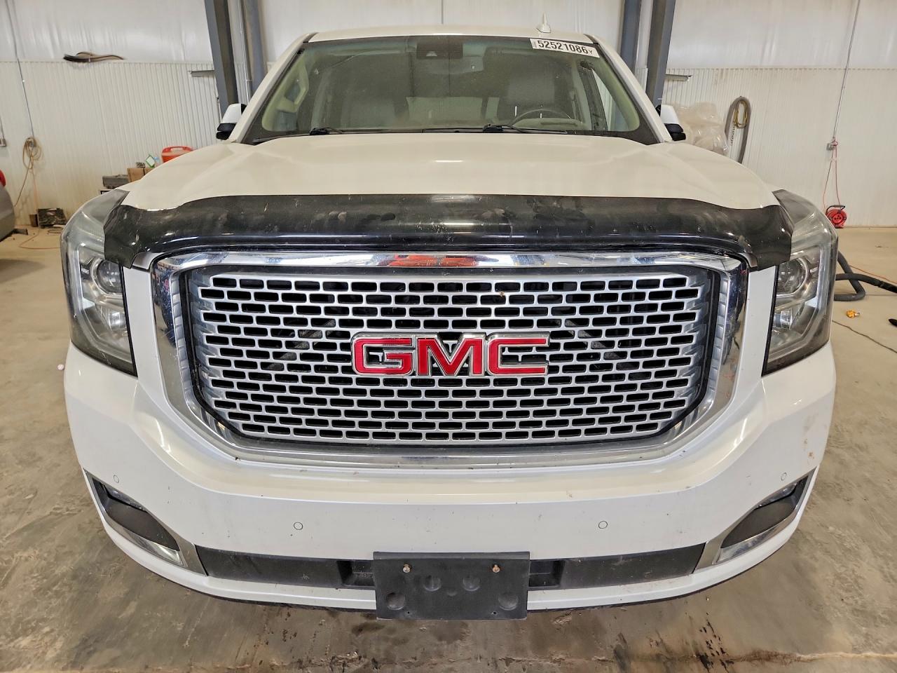 GMC Yukon Denali