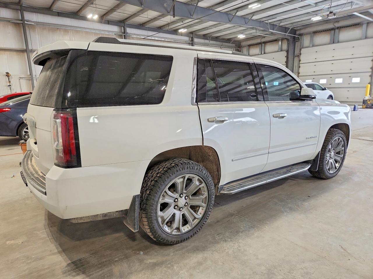 GMC Yukon Denali