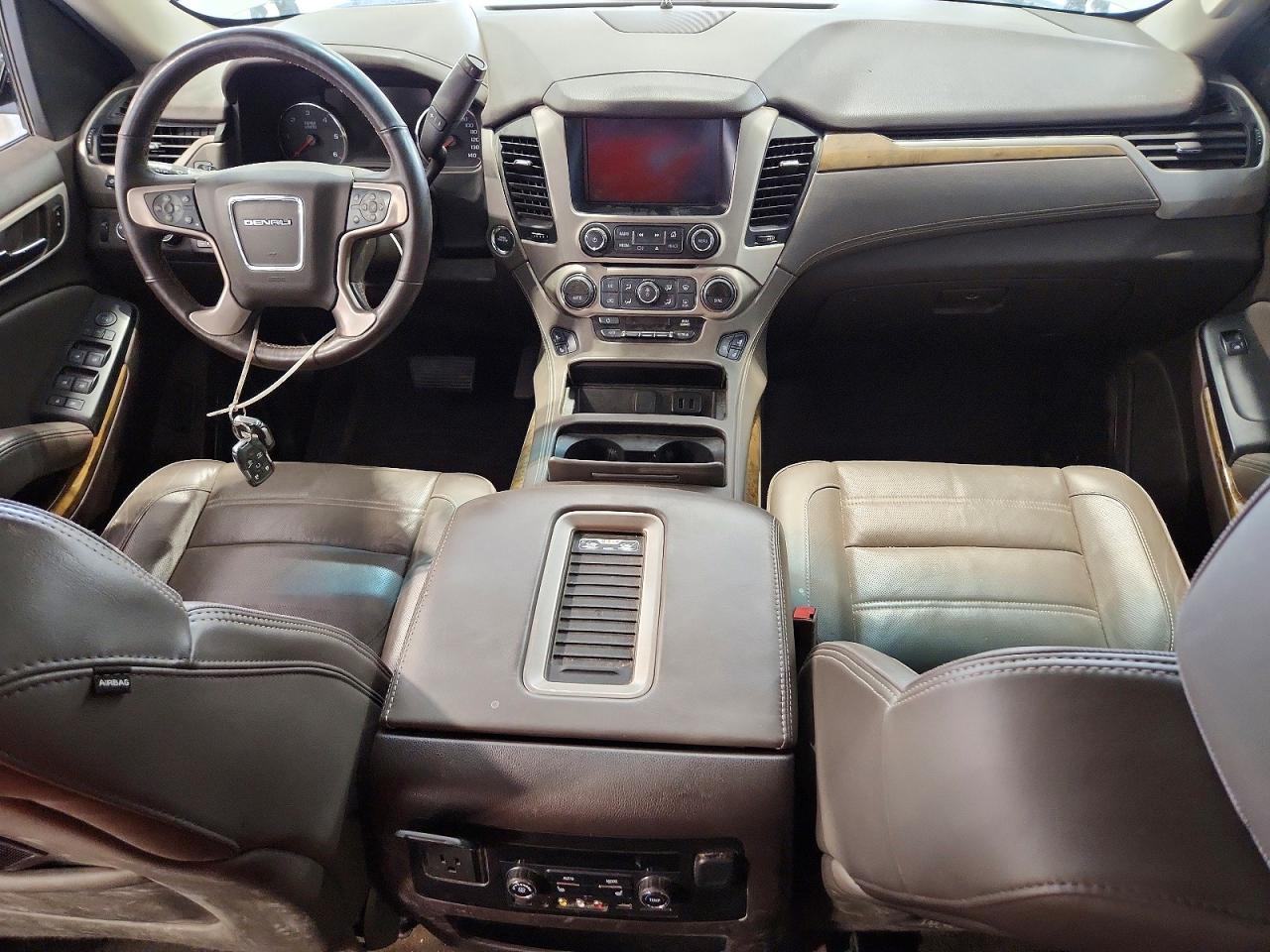 GMC Yukon Denali
