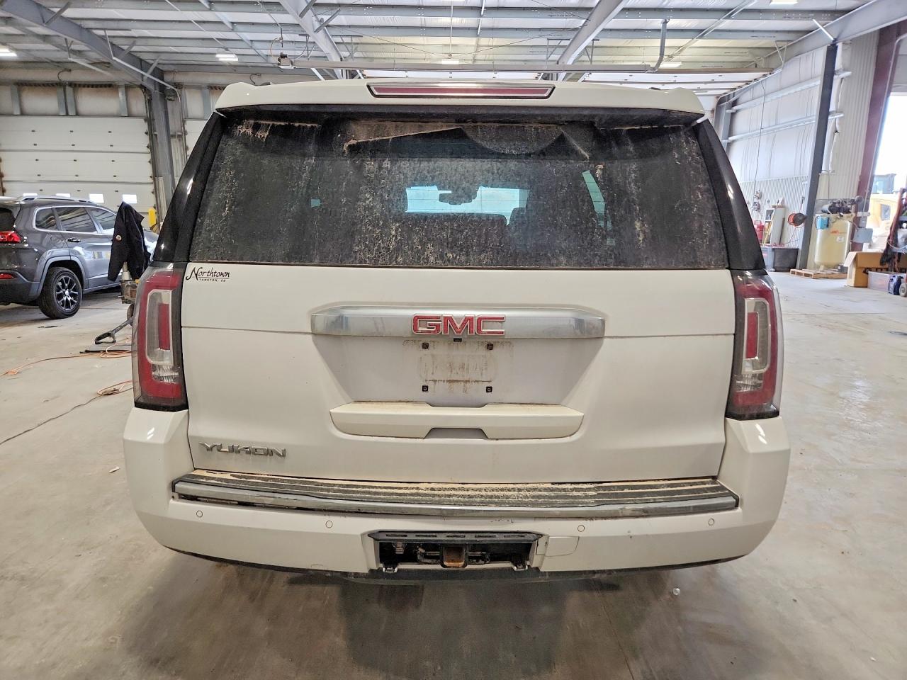 GMC Yukon Denali