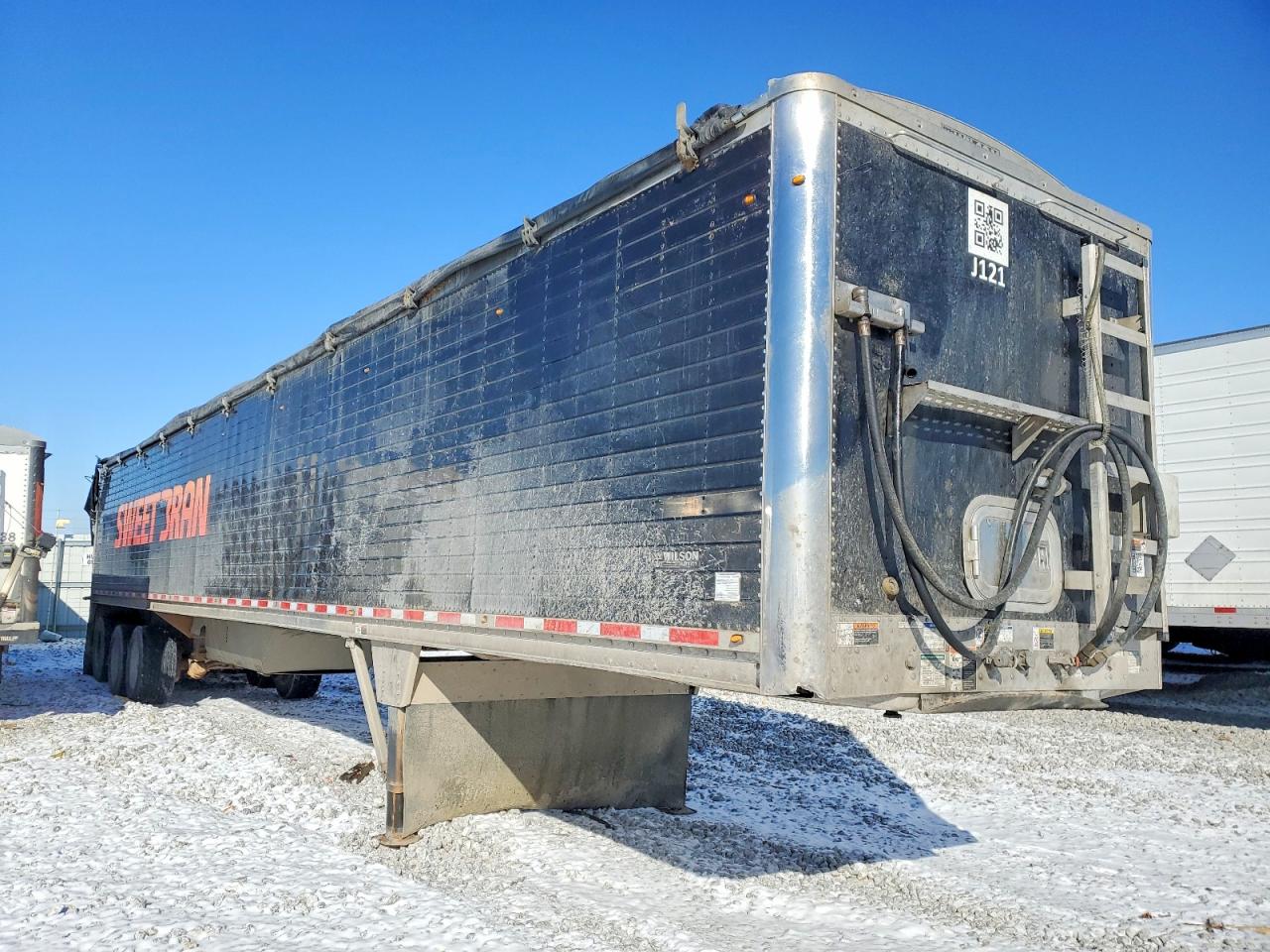 Salvage Wilson Semi Trail Image