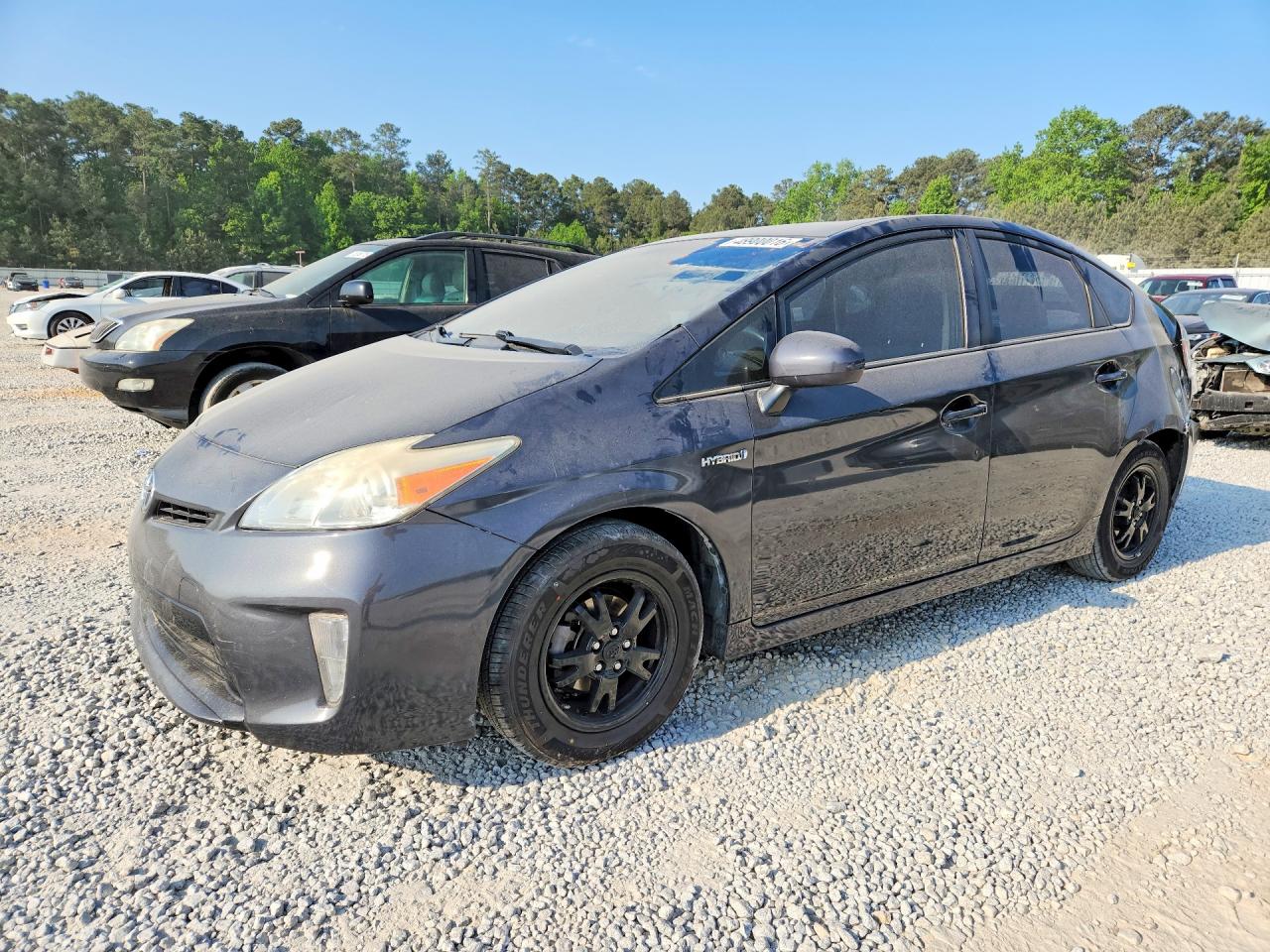 Salvage Toyota Prius Image