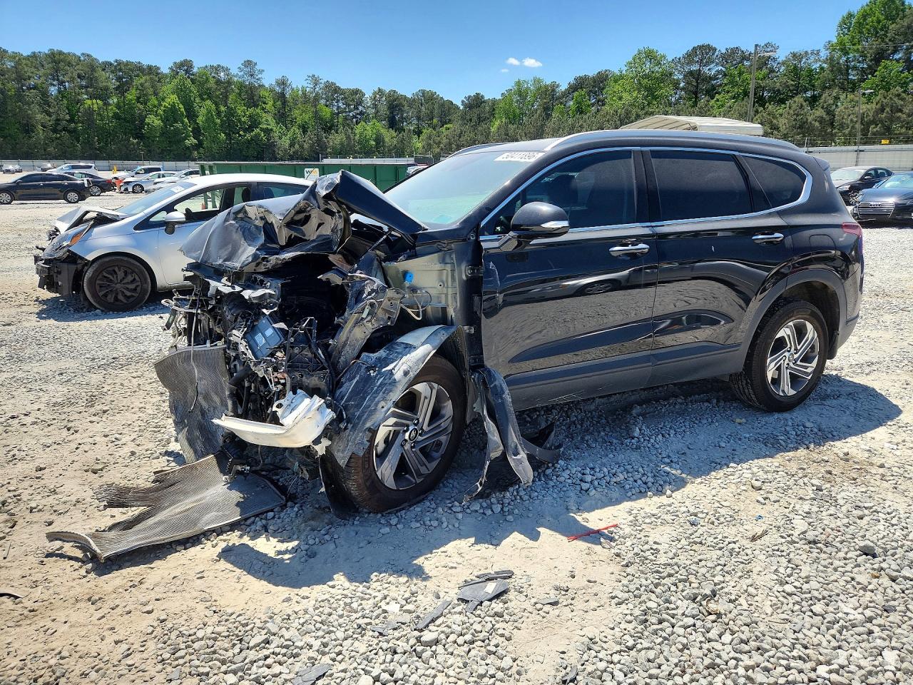 Salvage Hyundai SANTA FE Image
