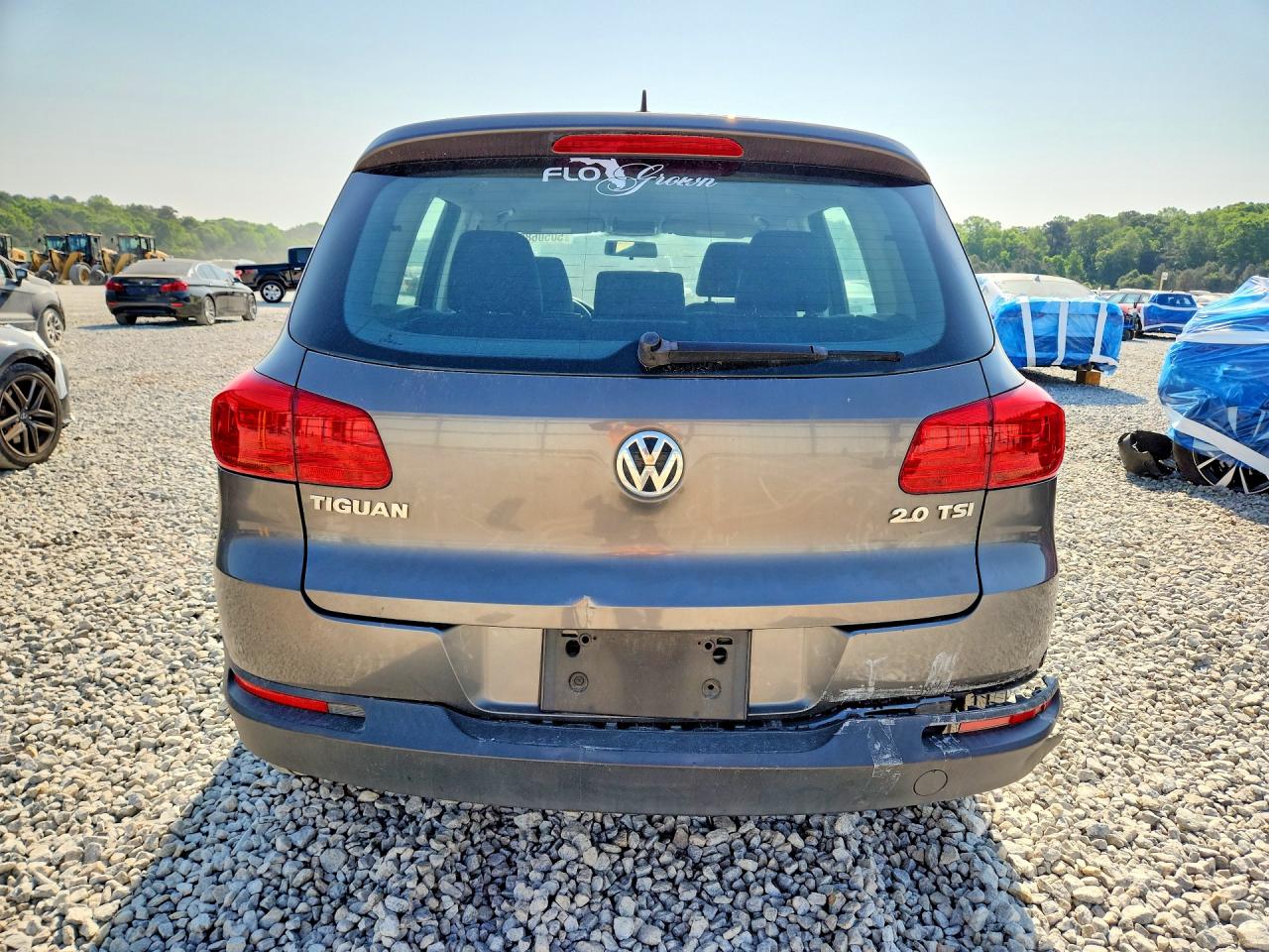 Volkswagen Tiguan S