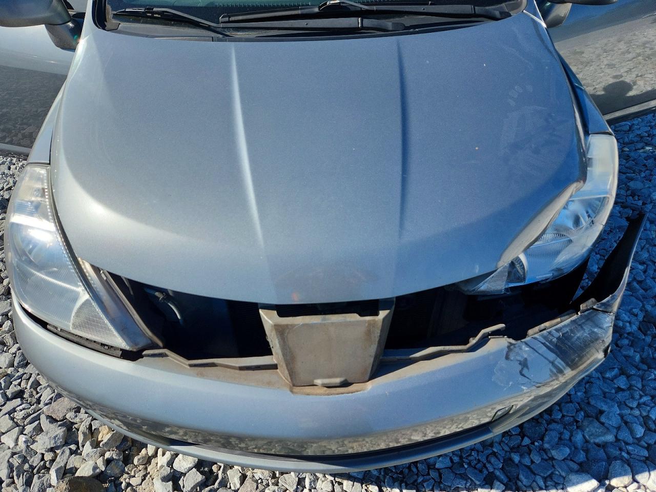 Nissan Versa S