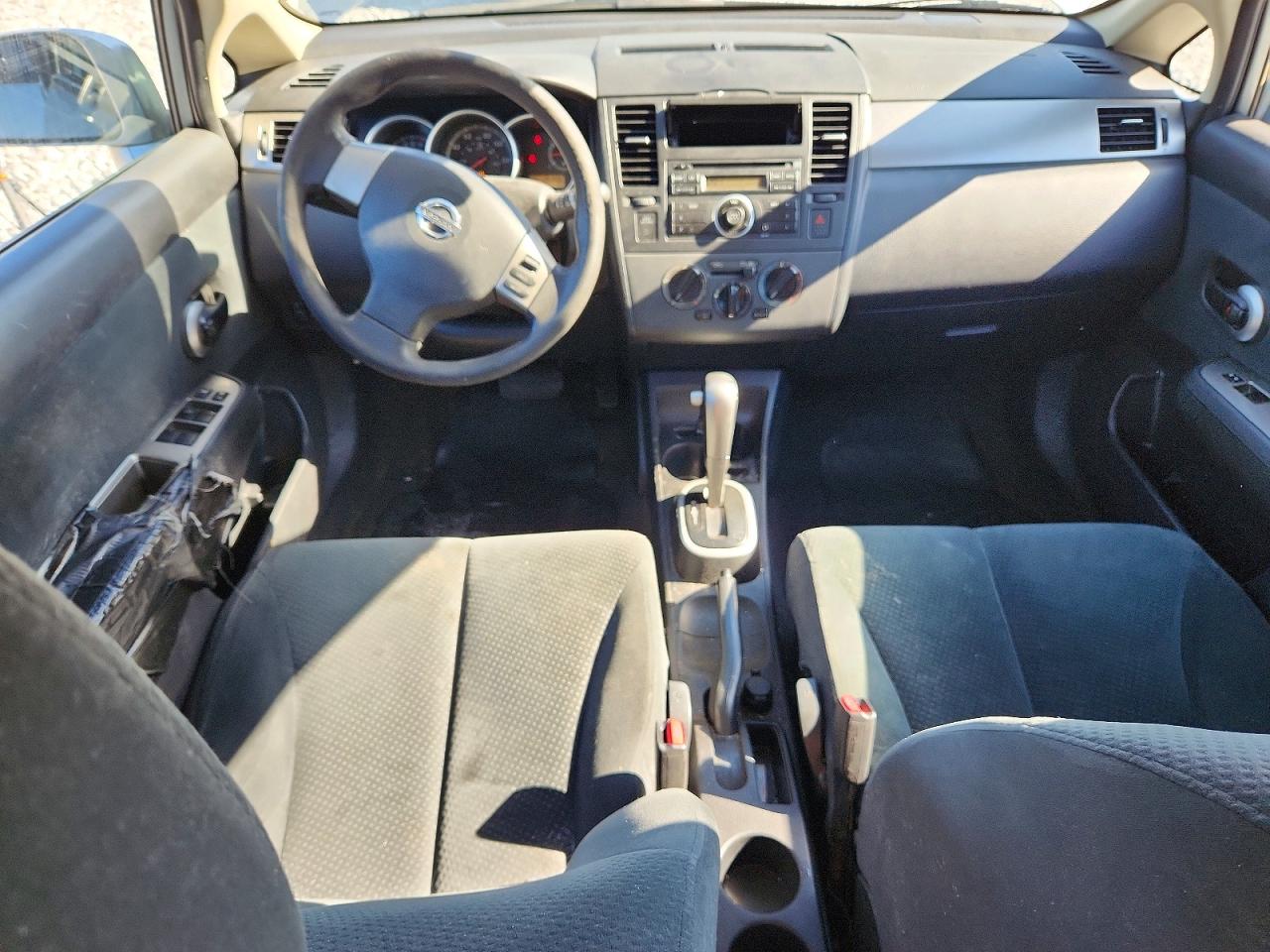 Nissan Versa S