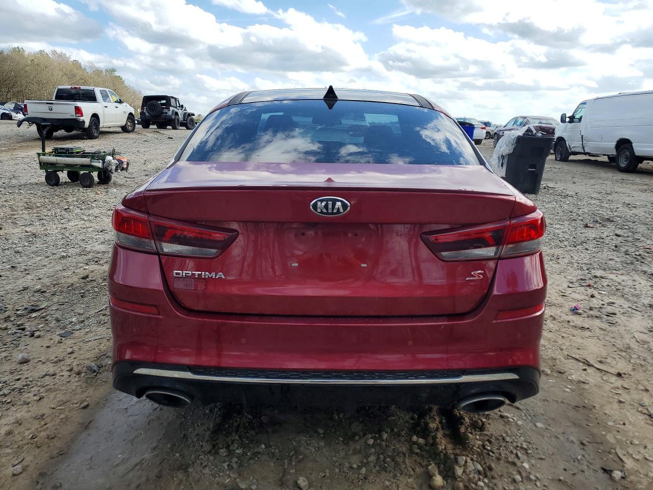 Kia Optima S