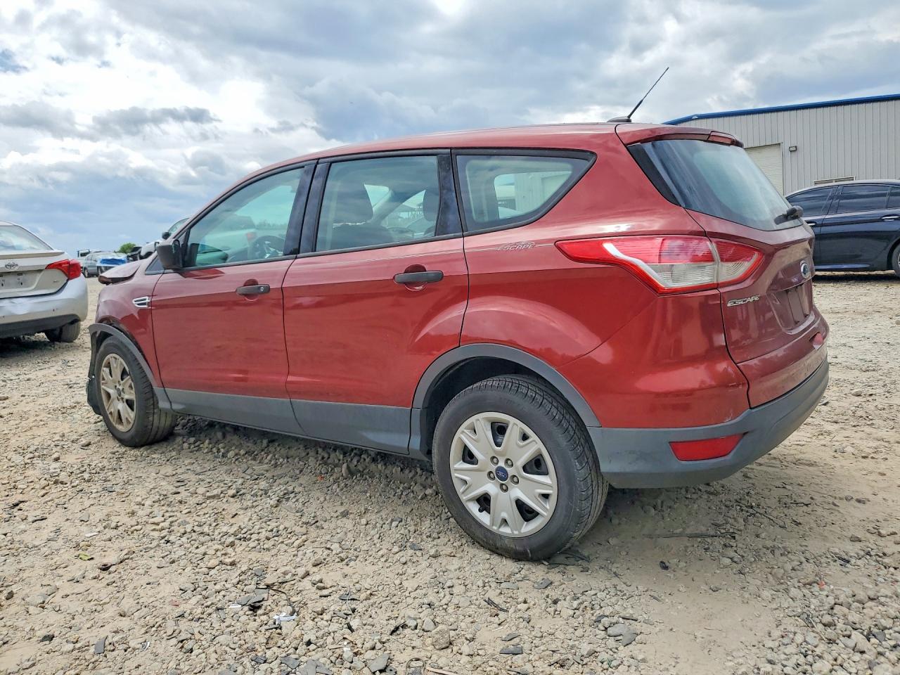 Ford Escape S