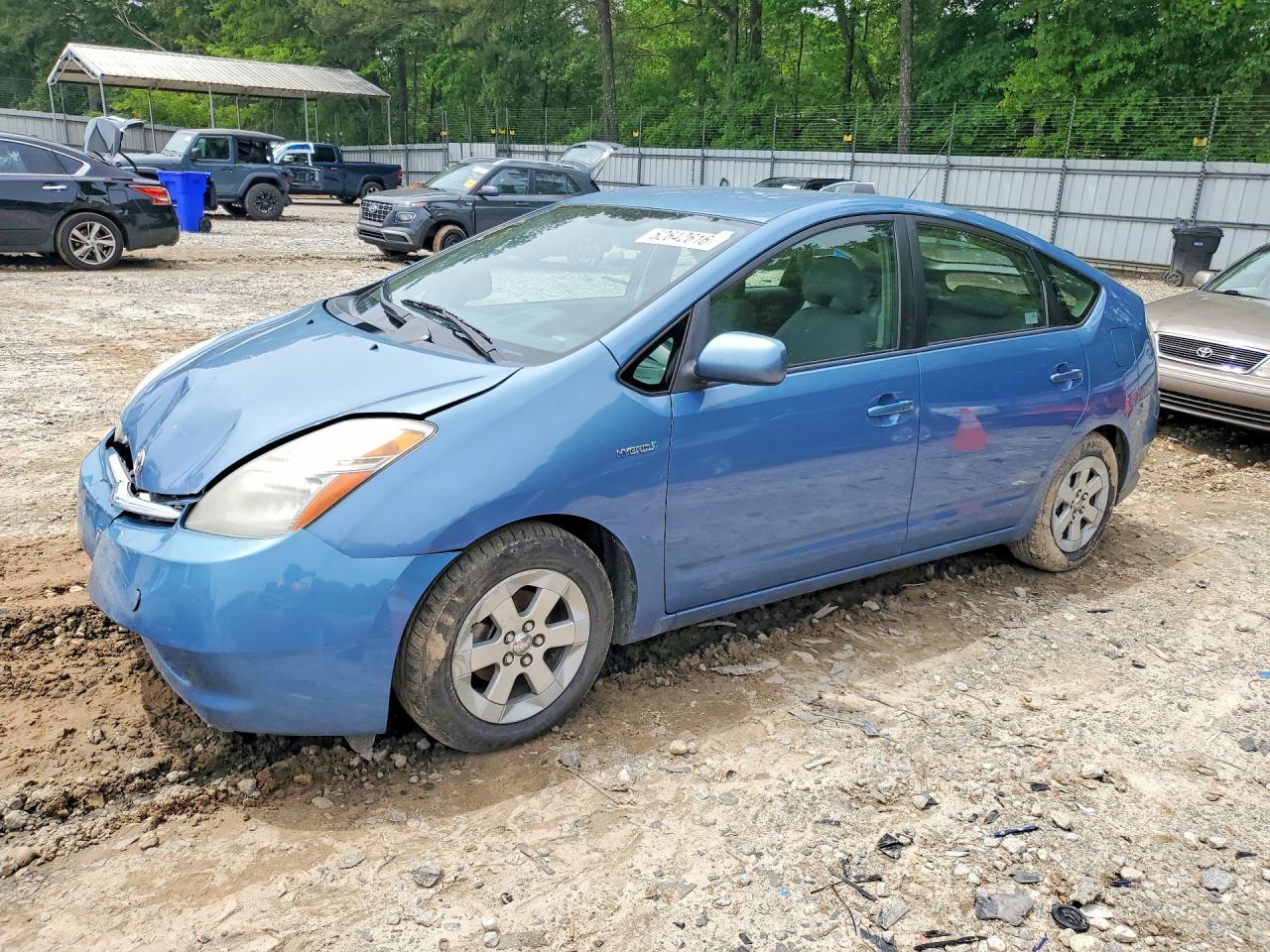 Salvage Toyota Prius Image