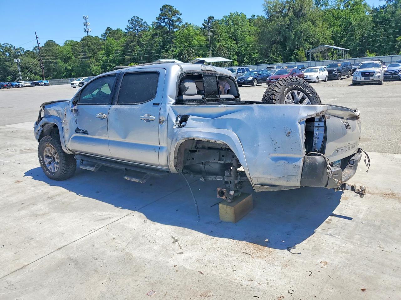 Toyota Tacoma Sr5 V6