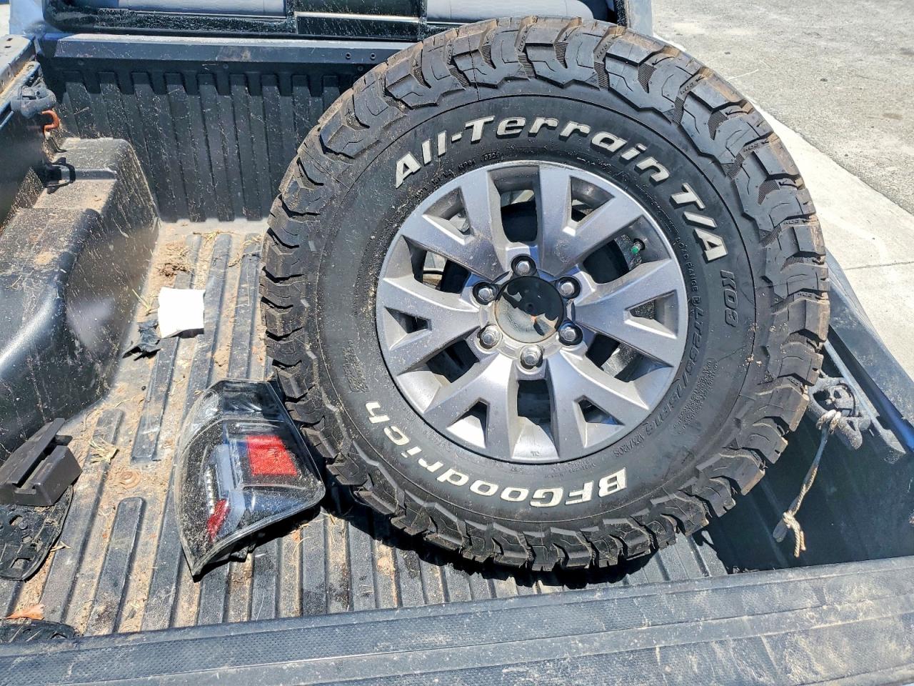 Toyota Tacoma Sr5 V6