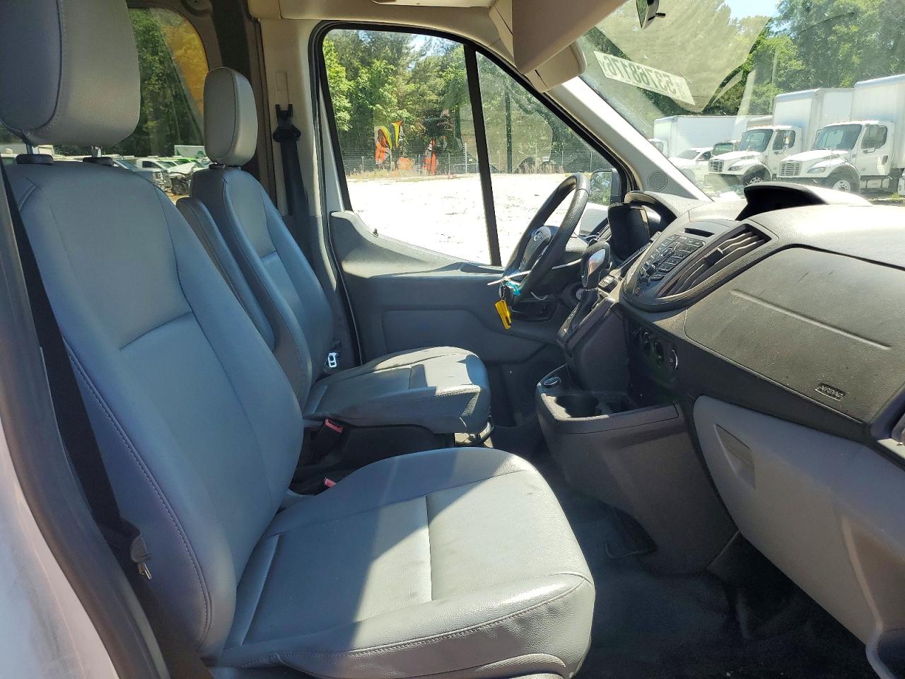 Ford Transit T-350