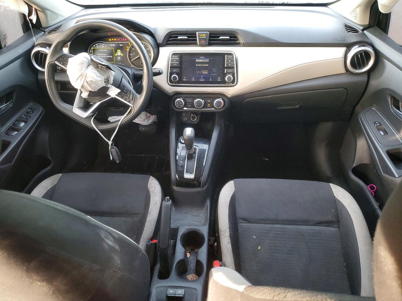 Nissan Versa Sv