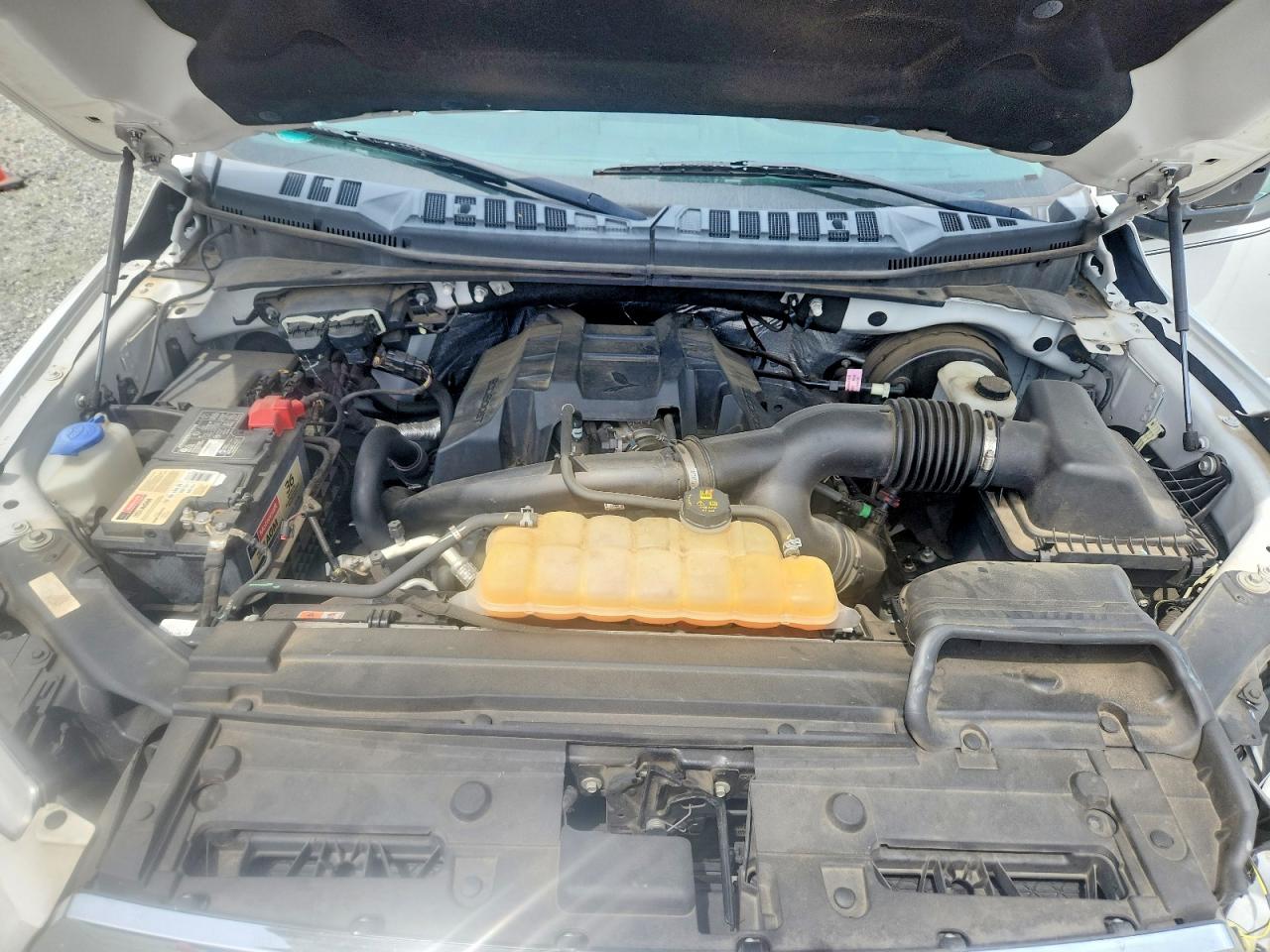 Ford F-150 Super Cab