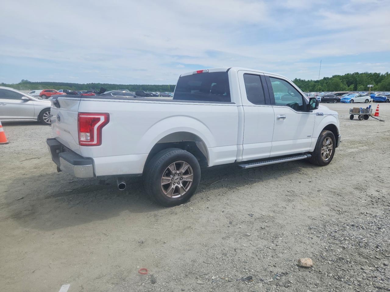 Ford F-150 Super Cab