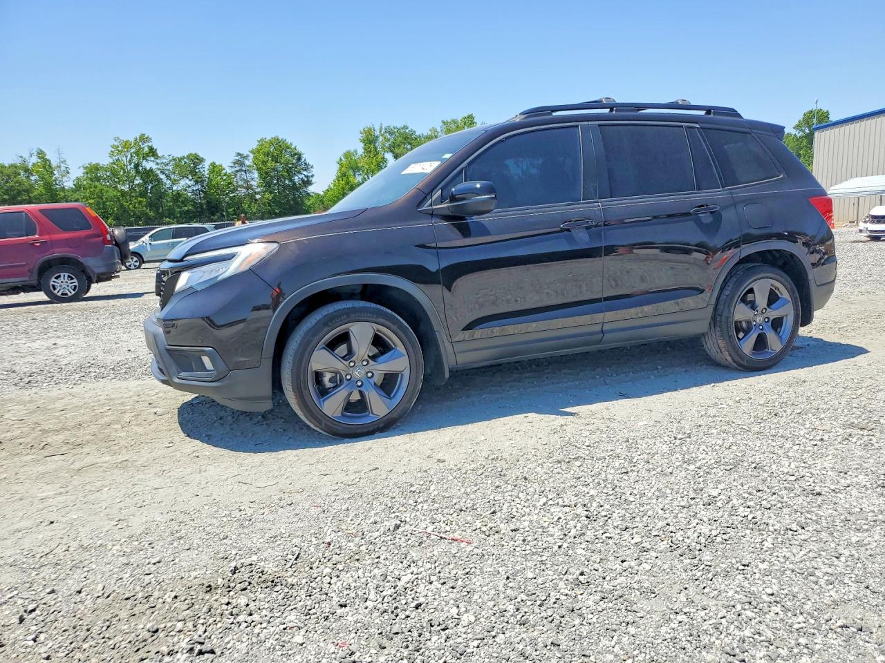 Salvage Honda Passport Image