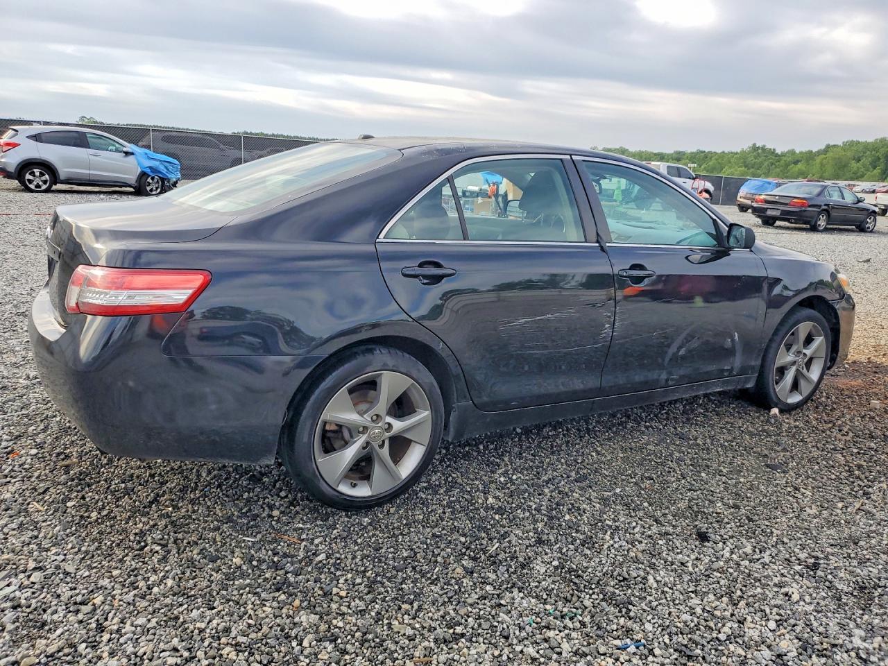 Toyota Camry Base