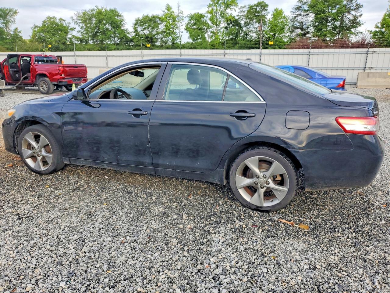 Toyota Camry Base