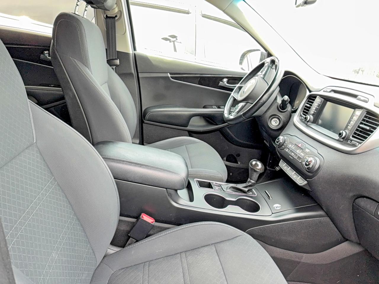 Kia Sorento Lx