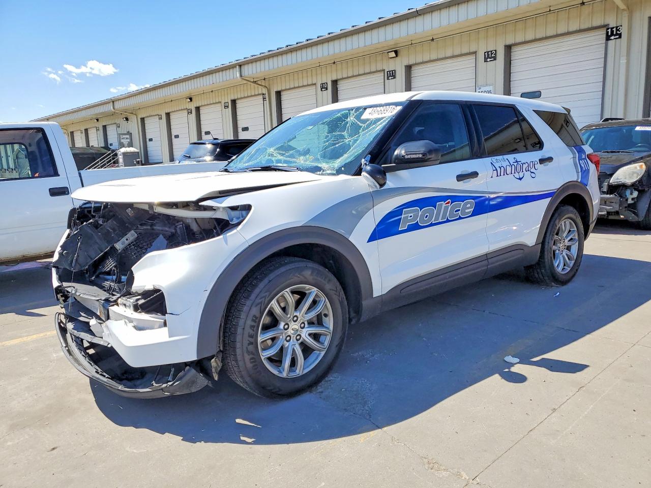 Salvage Ford Explorer Image