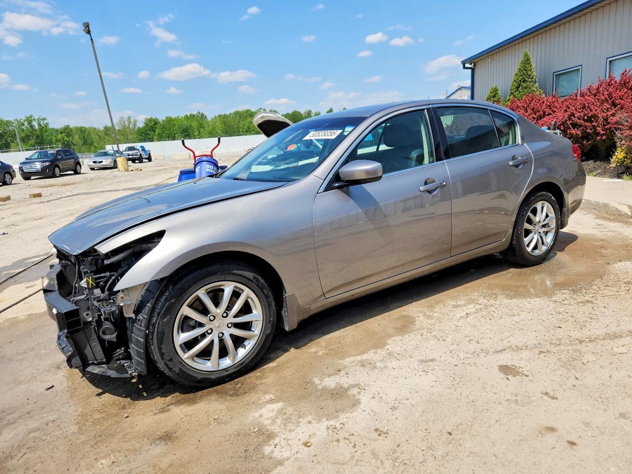 Salvage INFINITI G37 Image