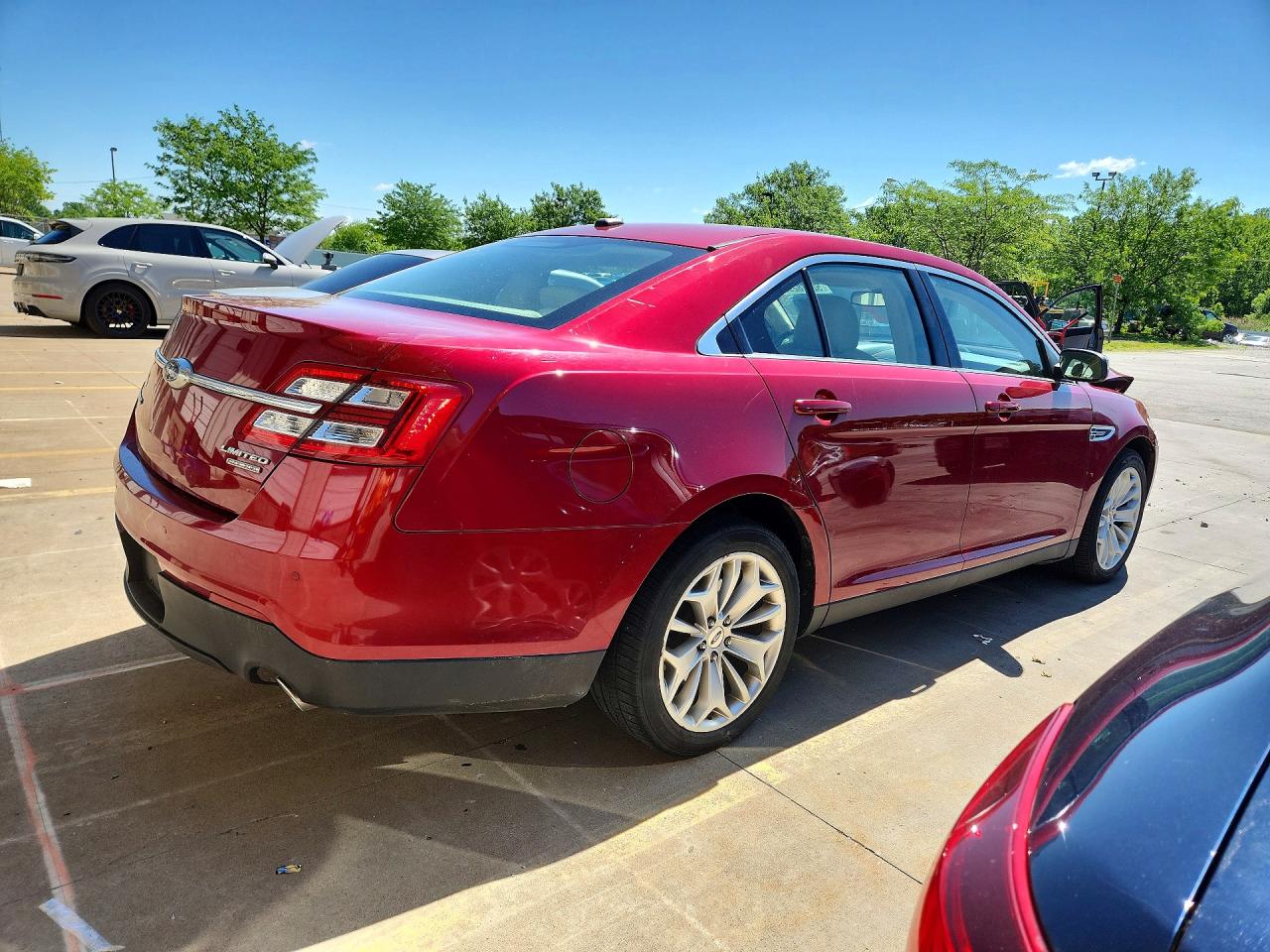 Ford Taurus Limited