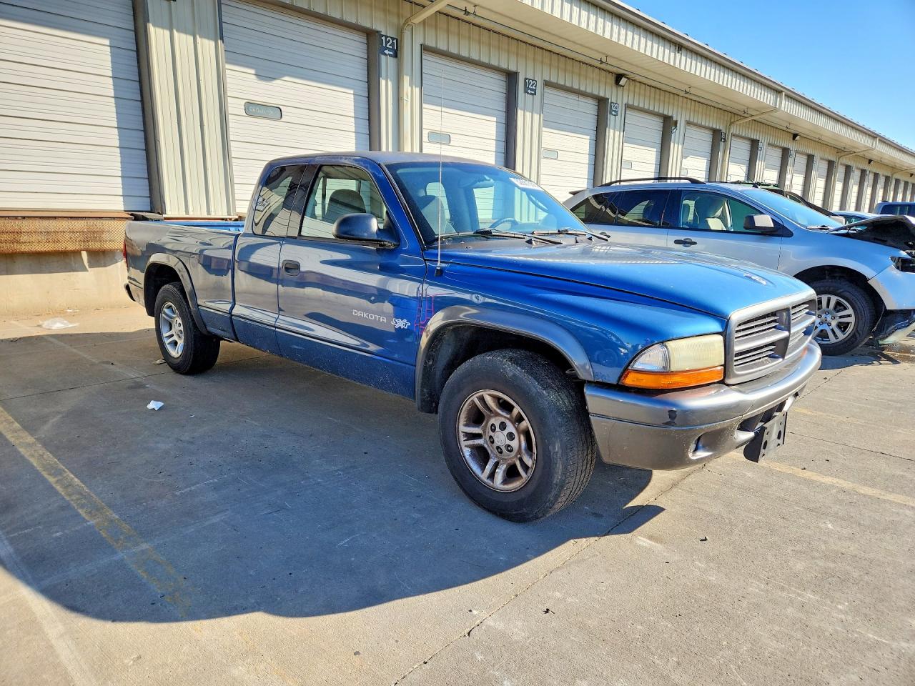 Dodge Dakota Base