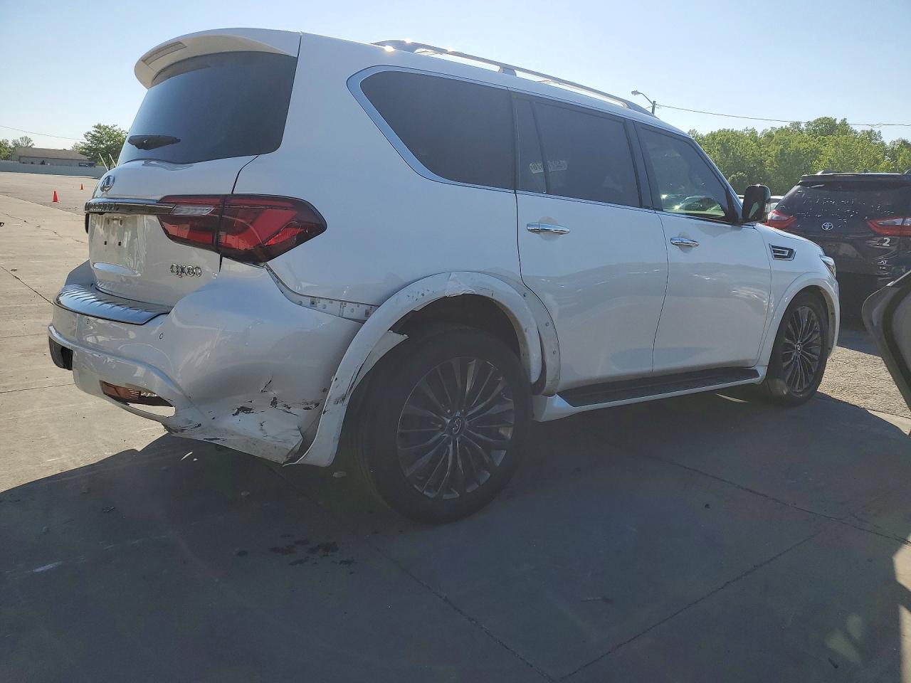 INFINITI Qx Premium Select