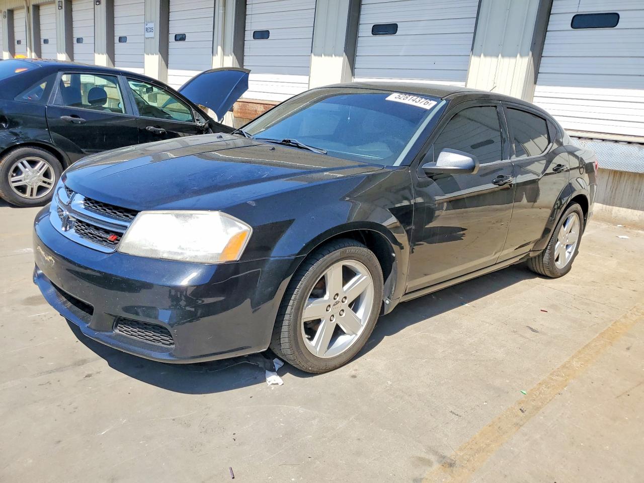 Salvage Dodge Avenger Image