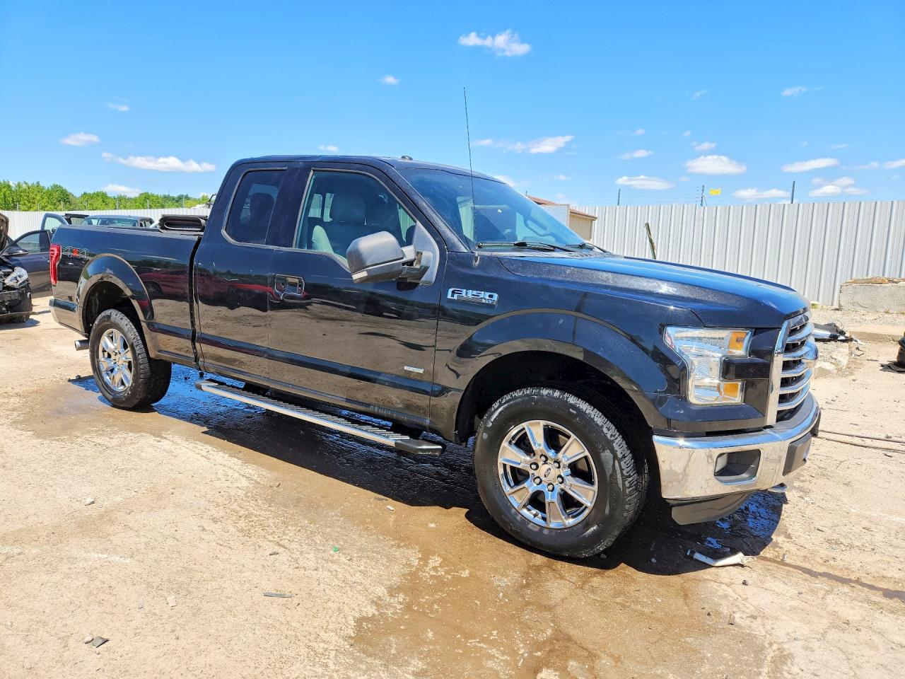 Ford F-150 Super Cab