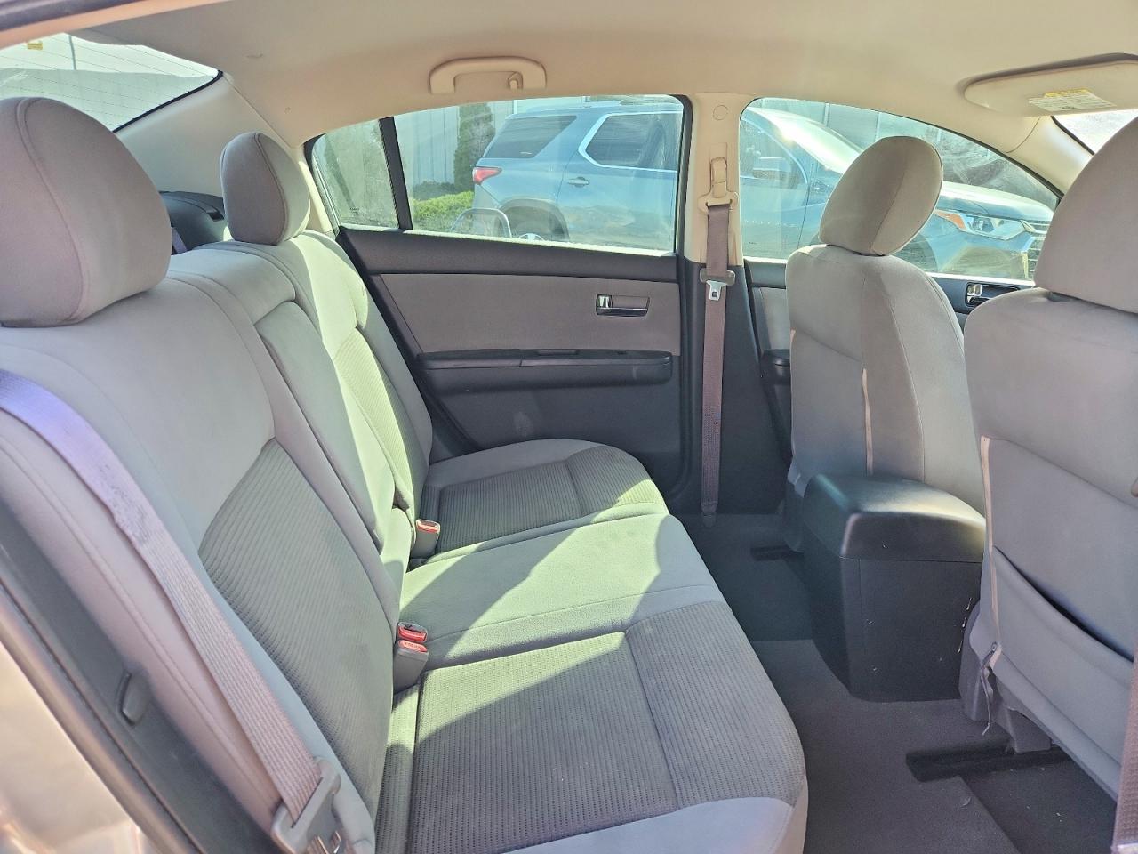 Nissan Sentra 2.0