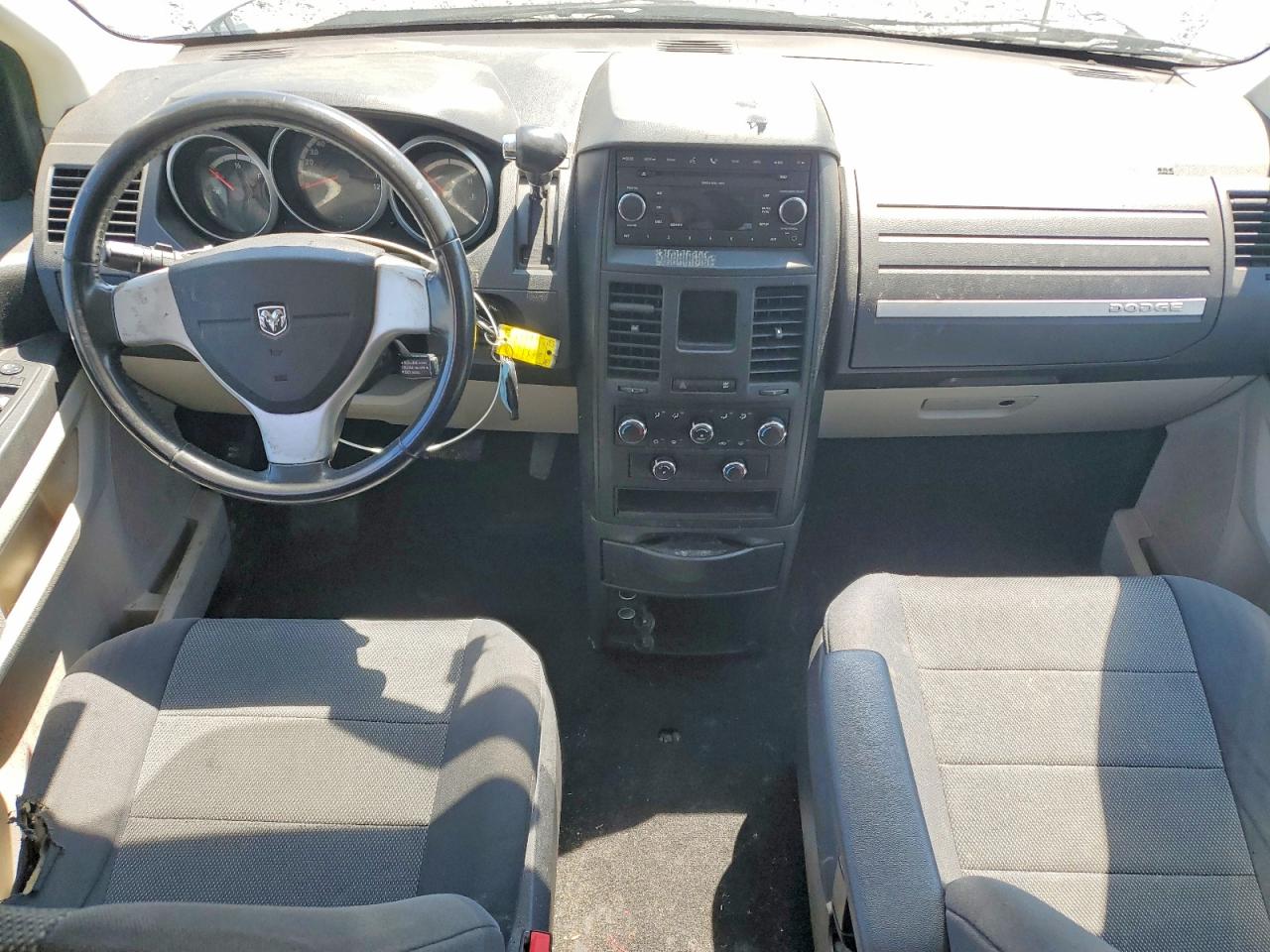 Dodge Caravan Se