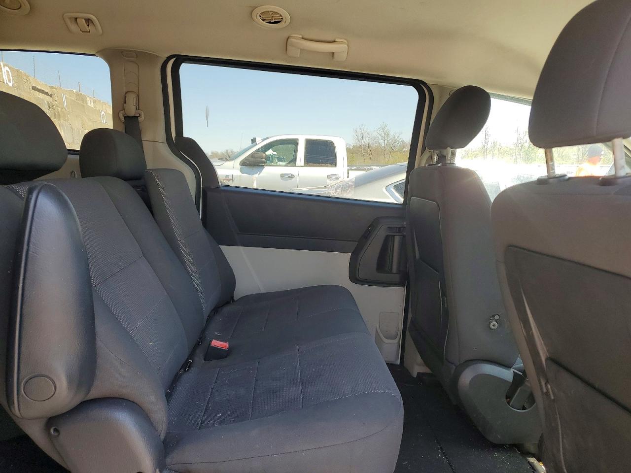 Dodge Caravan Se