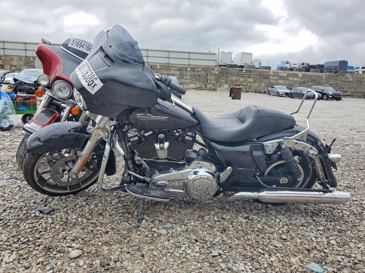 Harley-Davidson Fl
