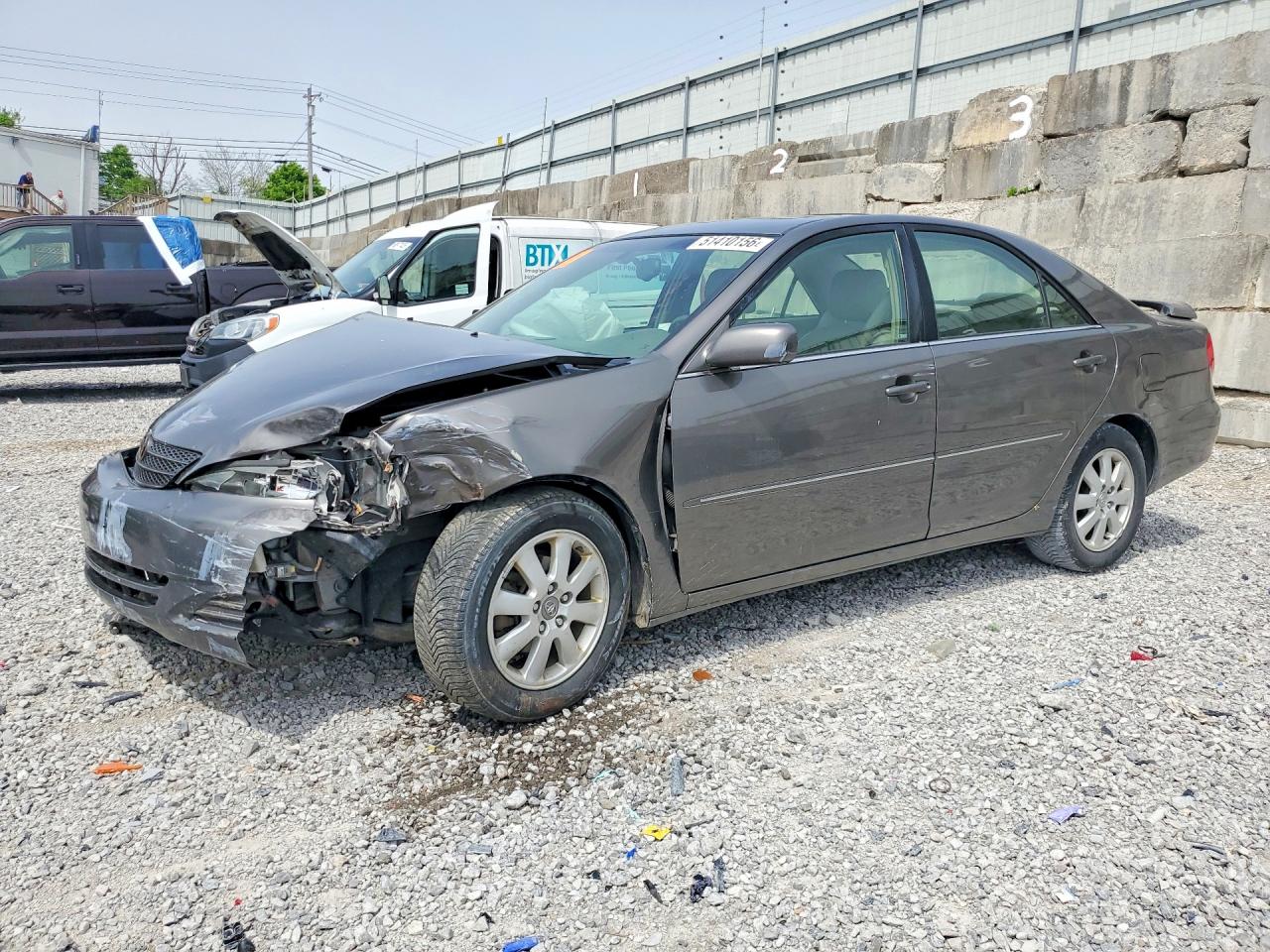 Salvage Toyota Camry Image