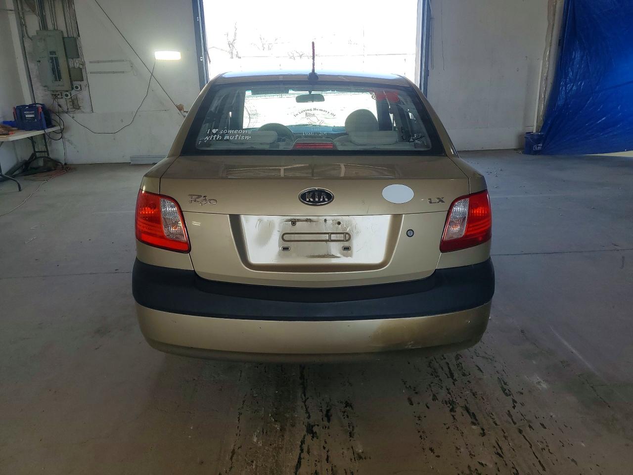 Kia Rio Base