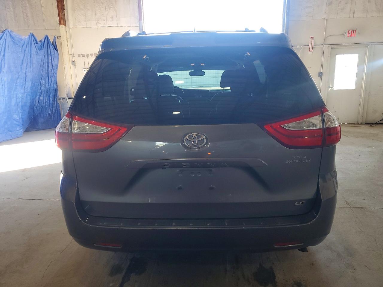 Toyota Sienna Le