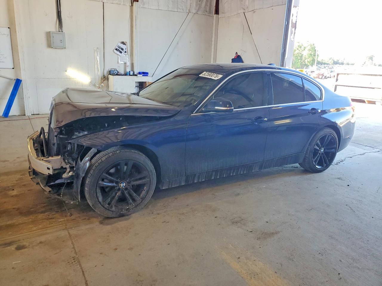 Salvage BMW 3 Series Image