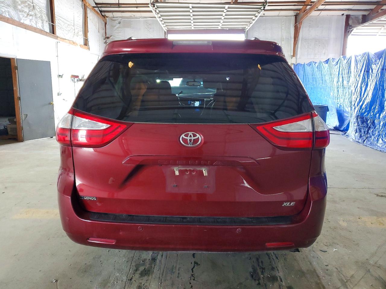 Toyota Sienna Xle 8-passenger
