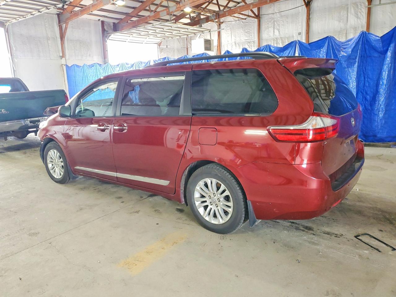 Toyota Sienna Xle 8-passenger