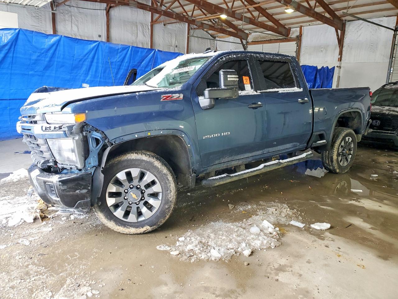 Salvage Chevrolet Silverado Image