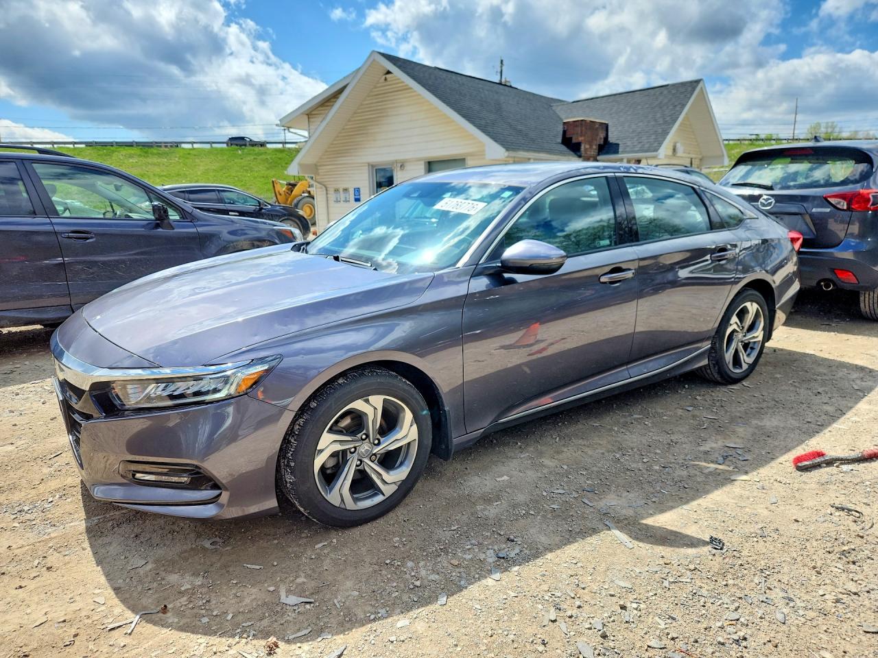 Salvage Honda Accord Image