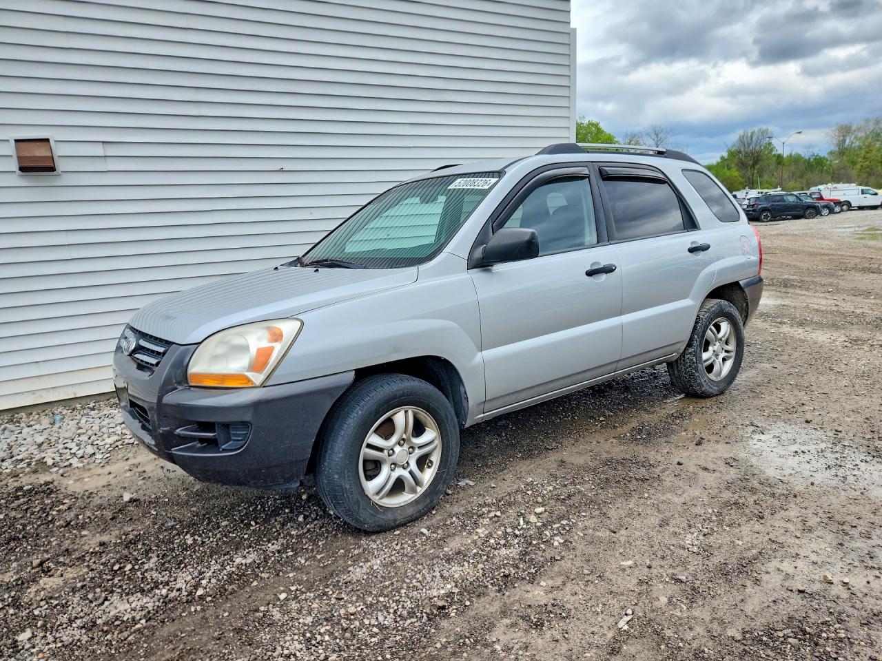 Salvage Kia Sportage Image