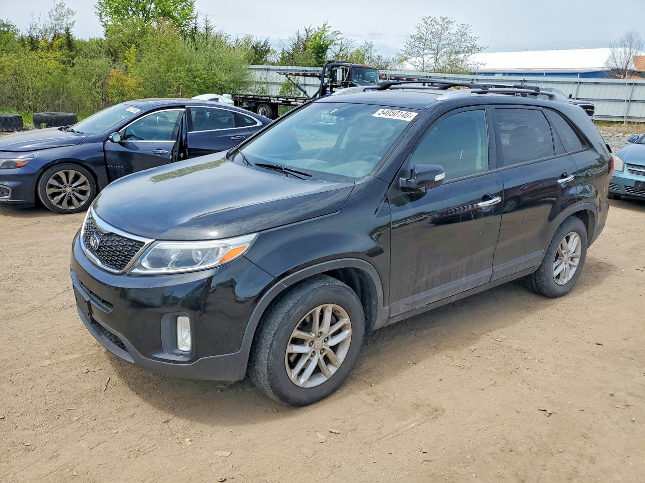 Salvage Kia Sorento Image