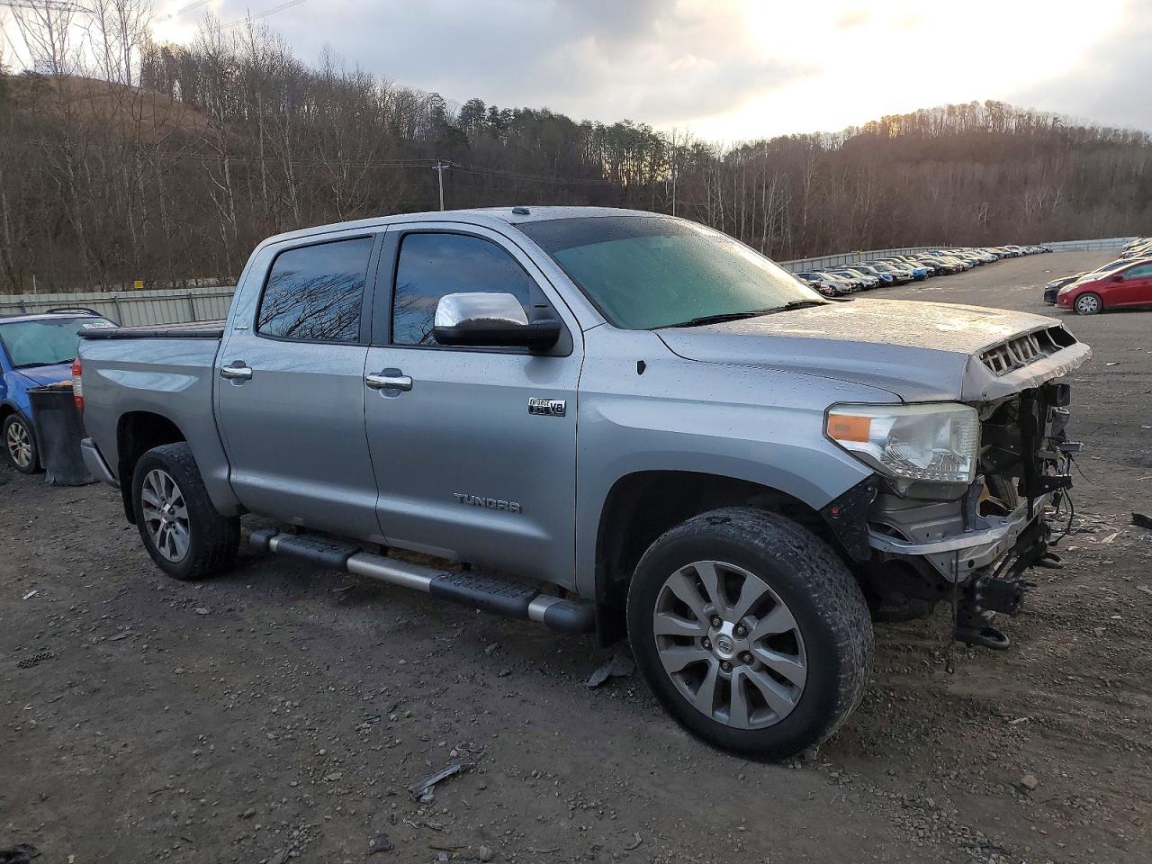 Toyota Tundra Crewmax Limited