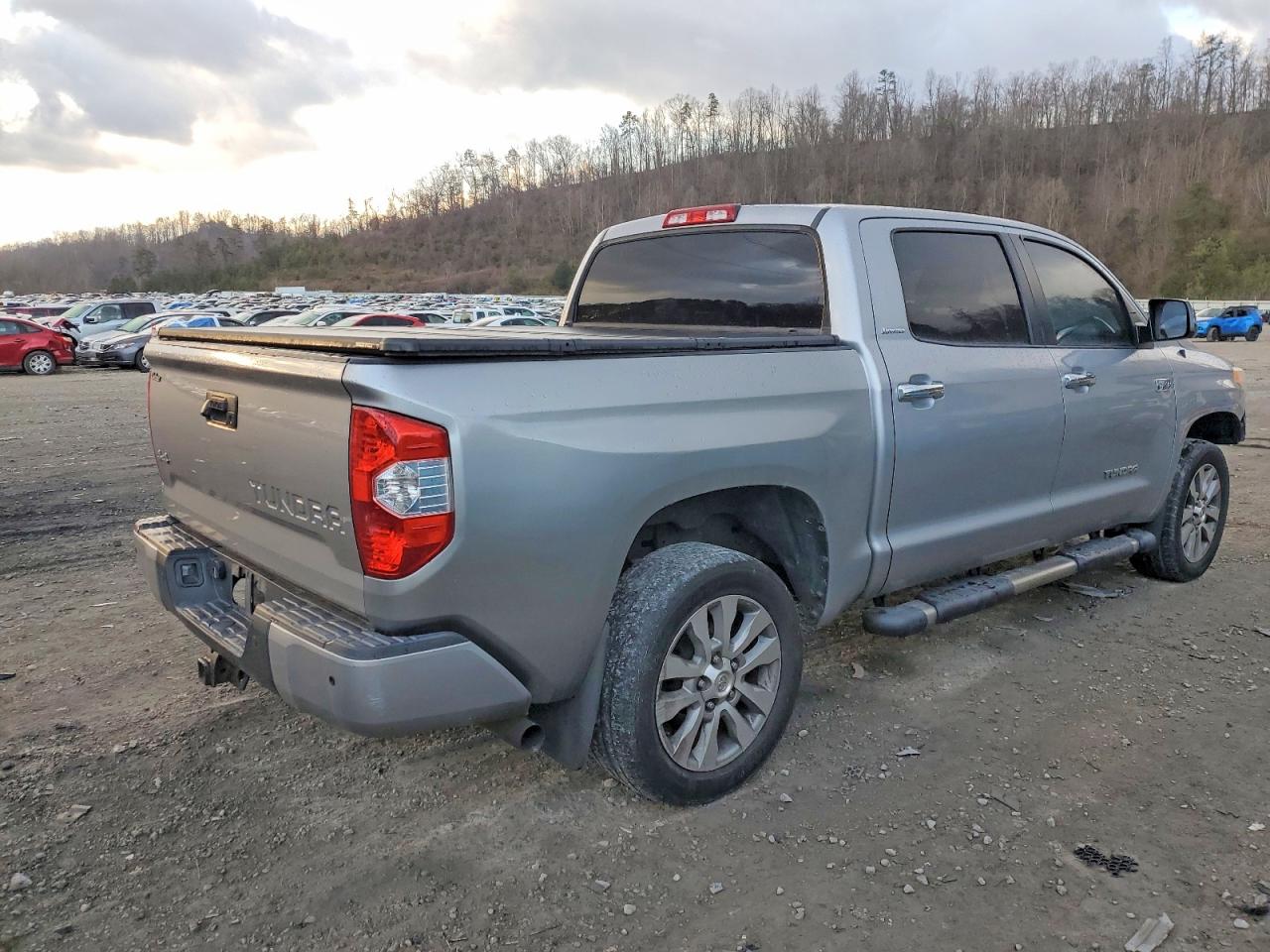 Toyota Tundra Crewmax Limited